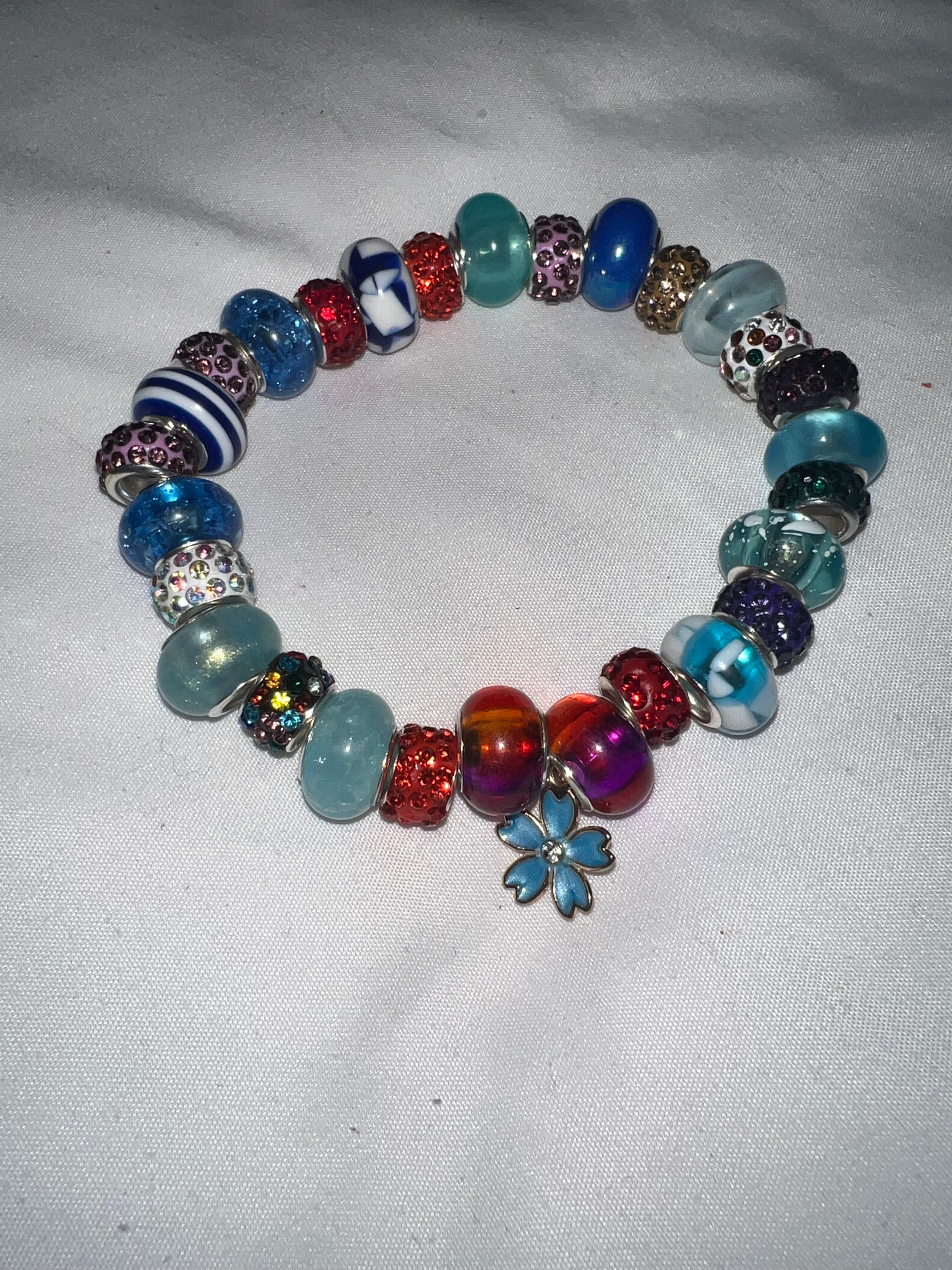Blue glass flower bracelet
