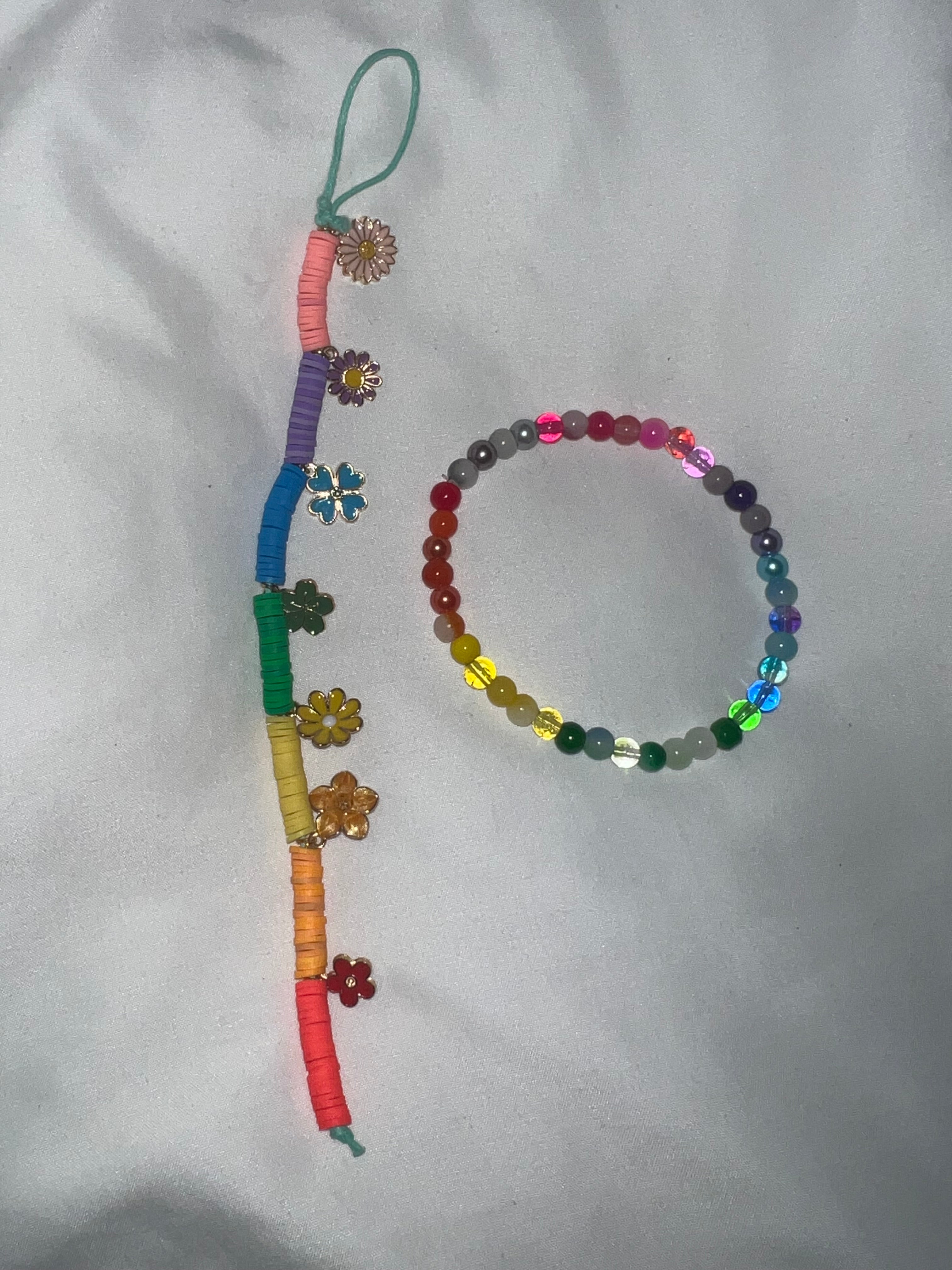 Multicolored glass bracelet with multicolor flower bookmark